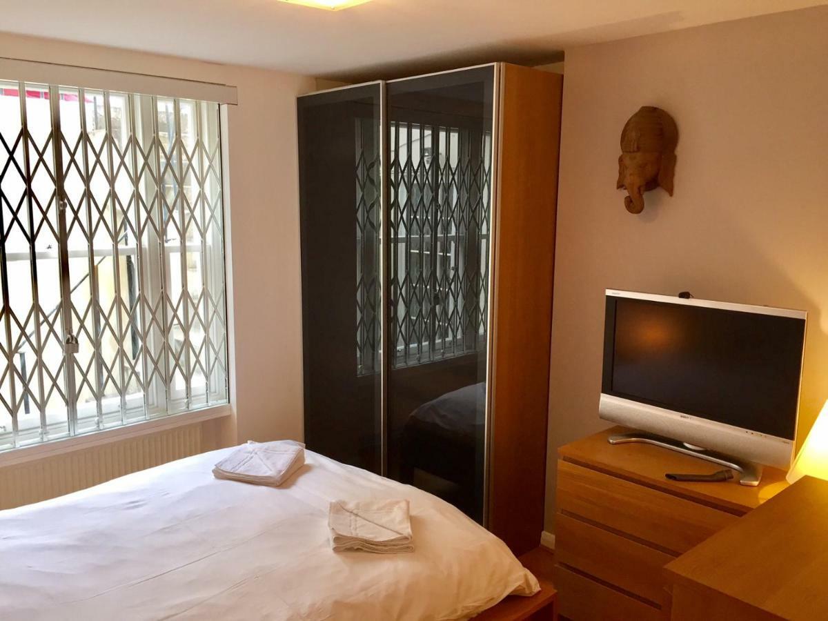 Stylish Apartment In Victoria London Luaran gambar