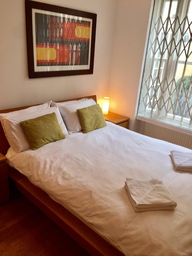 Stylish Apartment In Victoria London Luaran gambar