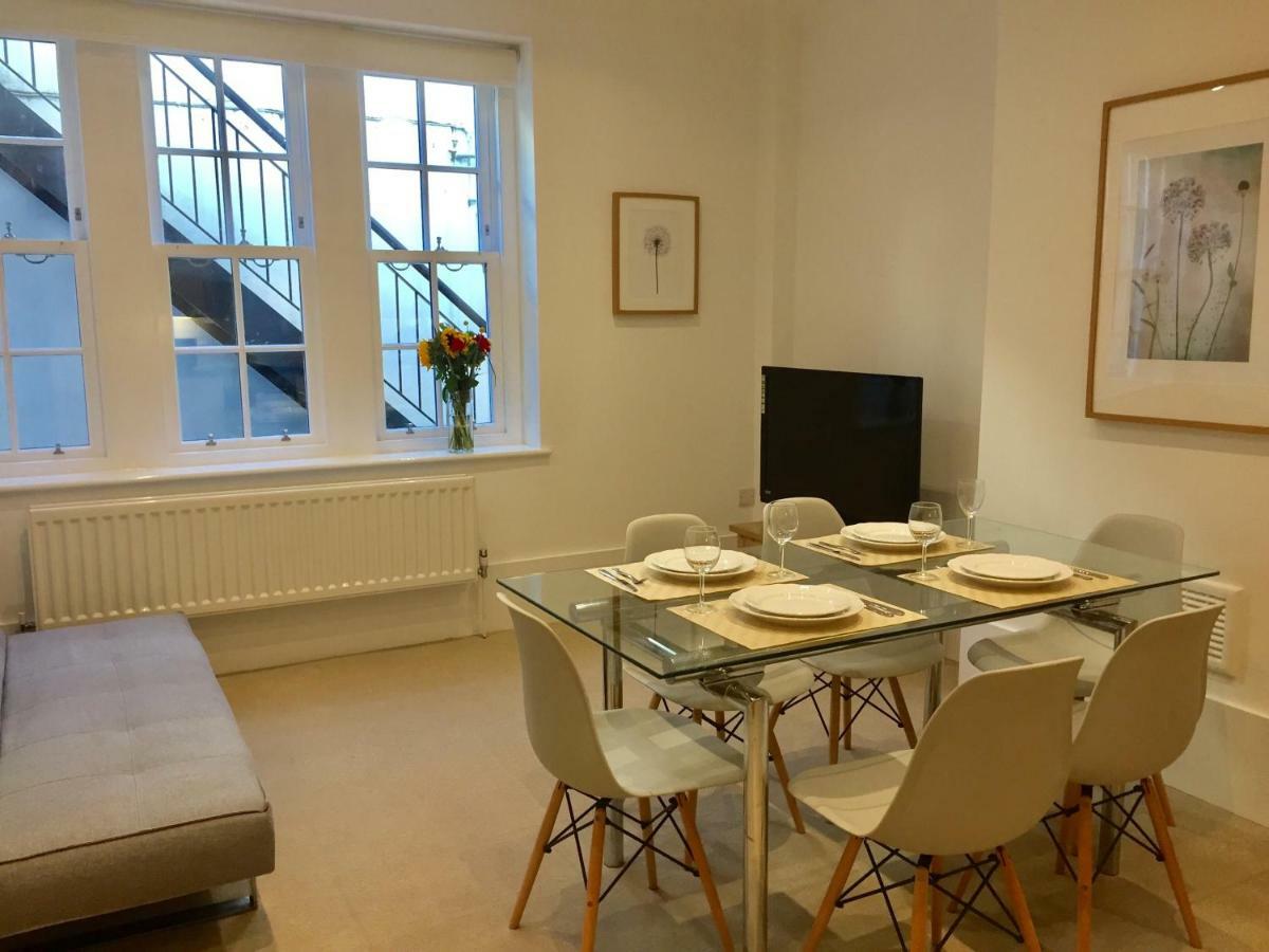 Stylish Apartment In Victoria London Luaran gambar