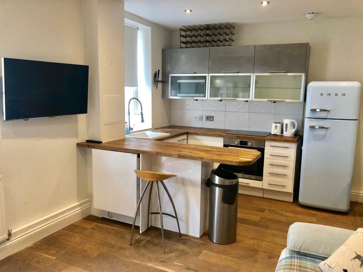 Stylish Apartment In Victoria London Luaran gambar